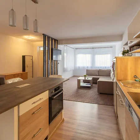 Deli Terasz C Free Parking, Self-check-in Anytime * גיור